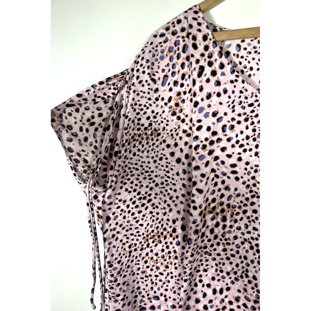 Cabi Seaside Top Size Large Pink Panther Animal Print Blouse Leopard Chiffon - Picture 8 of 13